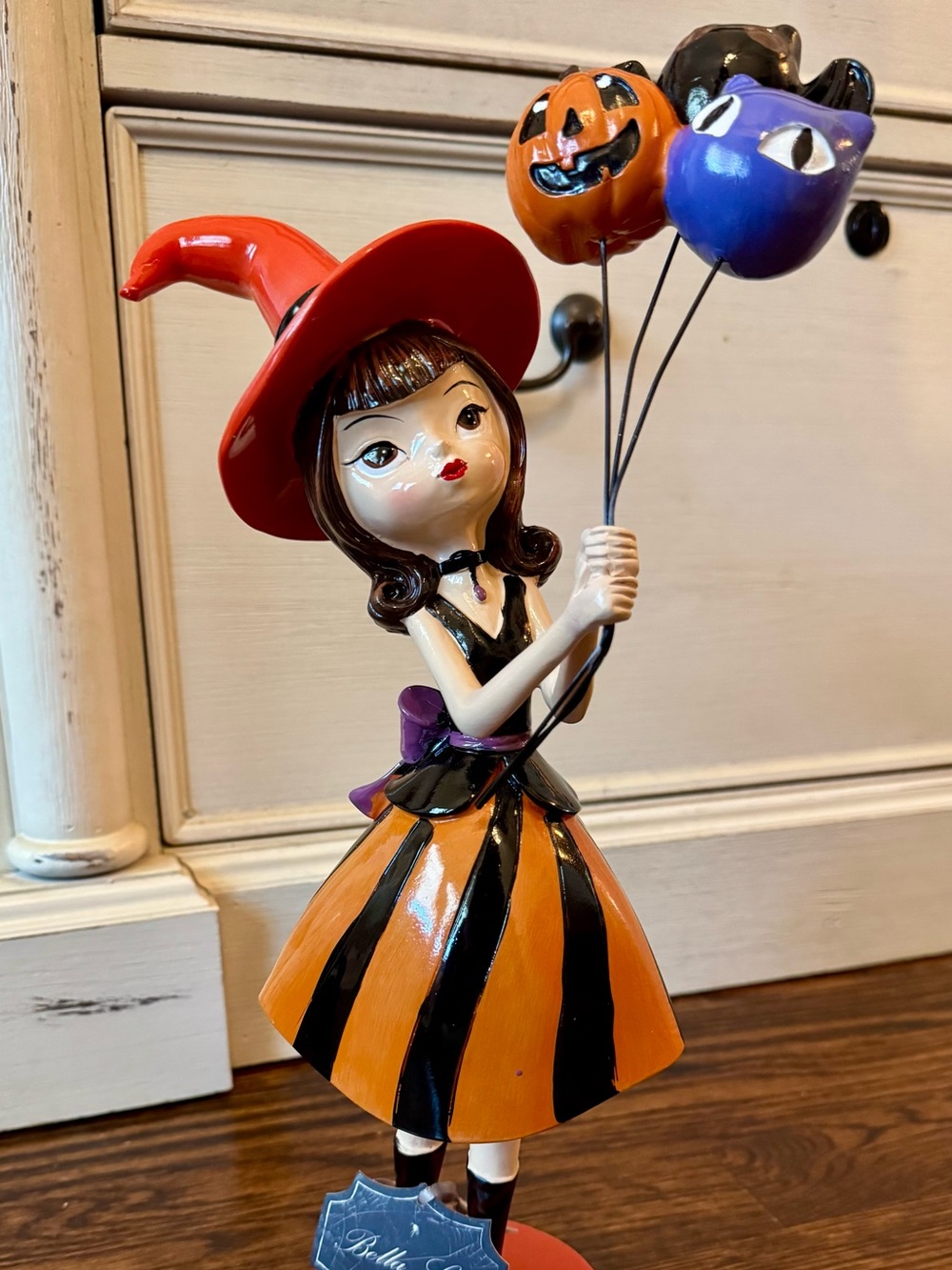 Viral Bella Lux Girl In Witch Costume Dress With Halloween Balloons